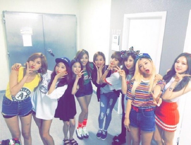 얼굴이 작아서 키가 커보이는 아이돌 2人 | 인스티즈