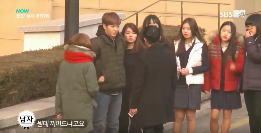 데이트 폭력 상황에 대처하는 남자 아이돌 | 인스티즈