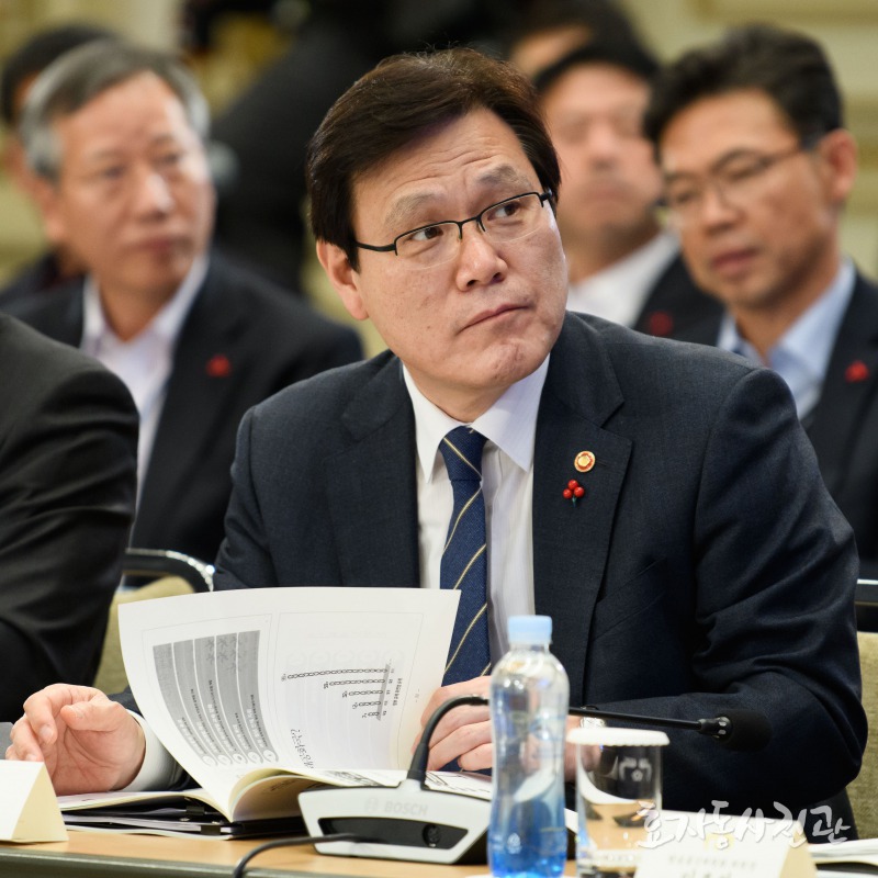 공부하고 연구하는 문재인 정부와 민주당.(이런 정부와 정당을 경험 하신적 있으신가요?) | 인스티즈