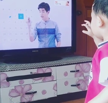 아기들 환장한다는 광고ㅋㅋㅋㅋㅋㅋ.jpg | 인스티즈