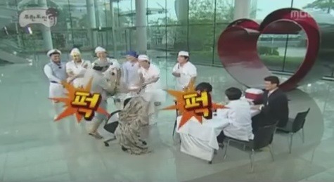 박명수에게 깐족대는 유재석.jpg | 인스티즈
