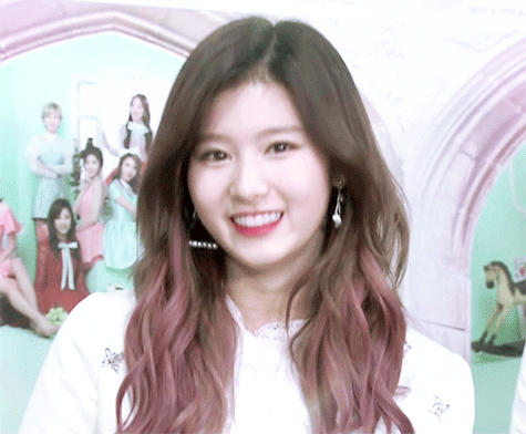 볼살있는 트와이스 사나 | 인스티즈