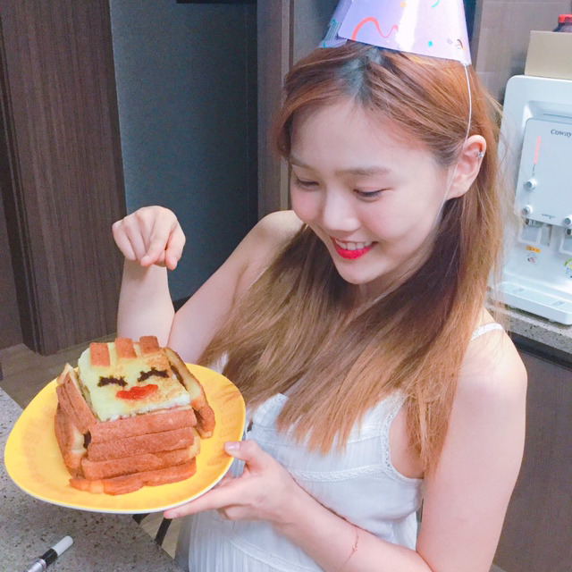 오늘자 효정 | 인스티즈