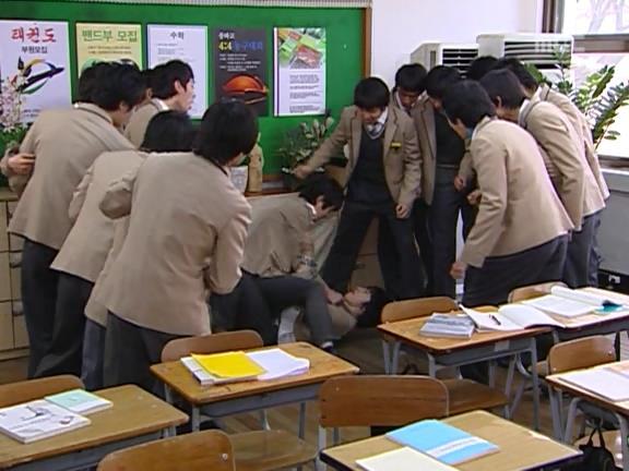 [거침없이하이킥] 편애가 좋은 윤호 ㅋㅋㅋㅋㅋ.jpg | 인스티즈
