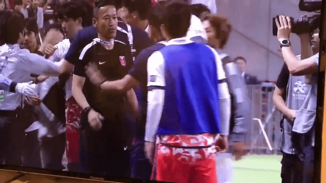 우라와 레즈 선수 도발로 분노한 제주유나이티드 선수들 | 인스티즈