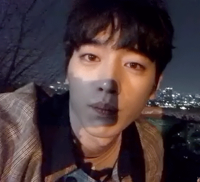 [서강준] 오늘자 매봉산에서 .gif | 인스티즈