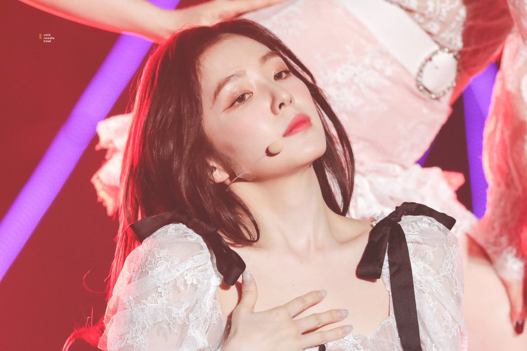 좀 심하게 예쁜 아이린.jpgif | 인스티즈