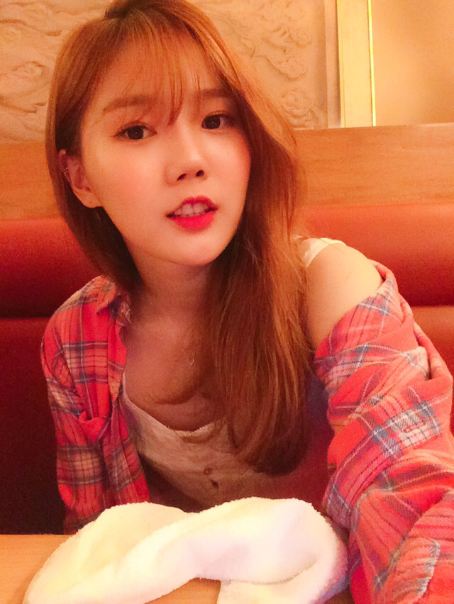 오늘자 효정 | 인스티즈