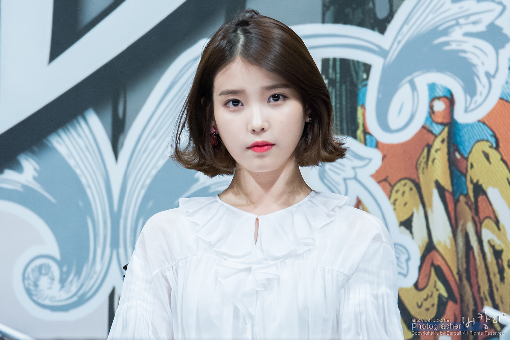 단발머리가 잘어울리는 아이유.jpgi | 인스티즈