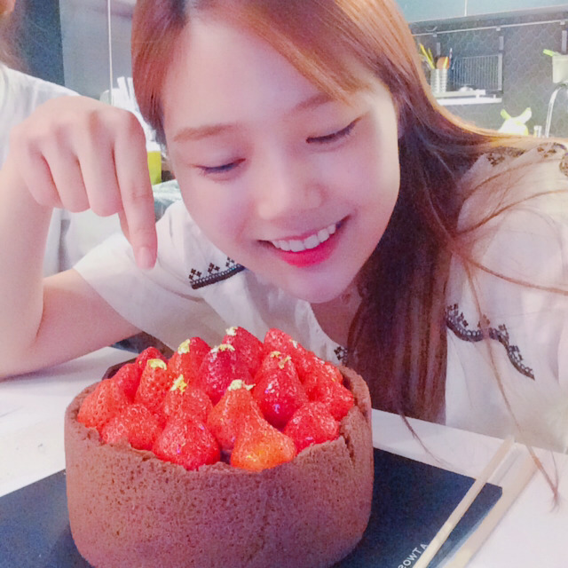 오늘자 효정 | 인스티즈