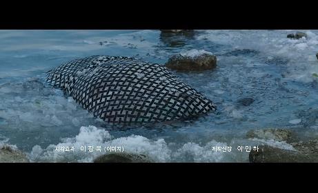 얼음이 녹자 들어나는 살인의 비밀 ＜영화＞ 해빙 01 | 인스티즈