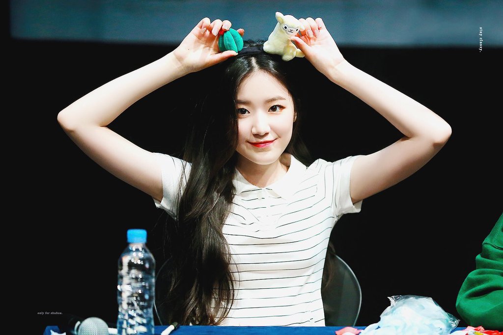 (여자)아이들의 비쥬얼담당 백설공주 슈화.jpgif (311장) | 인스티즈