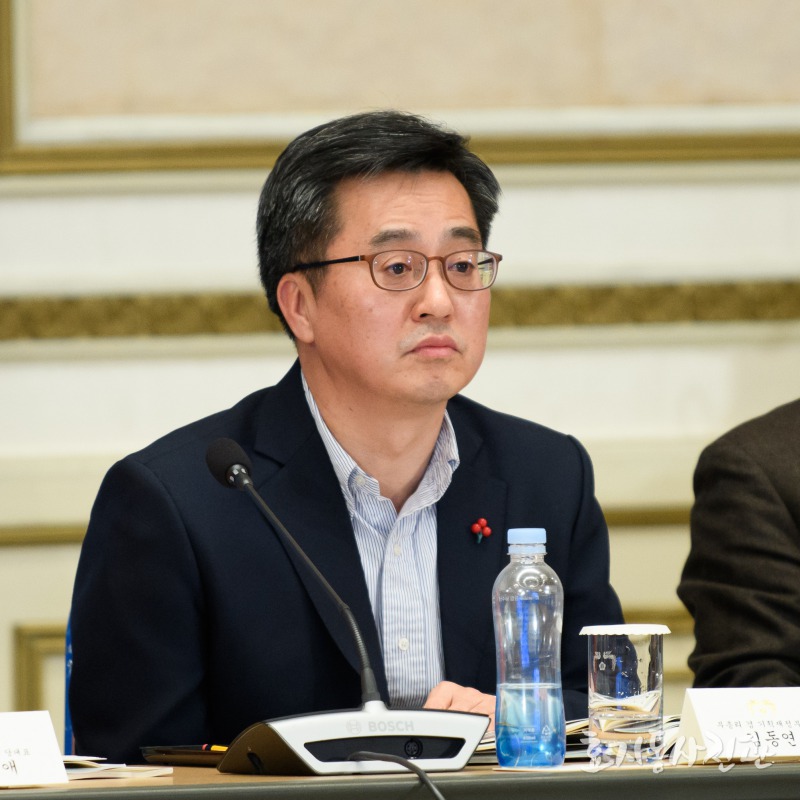 공부하고 연구하는 문재인 정부와 민주당.(이런 정부와 정당을 경험 하신적 있으신가요?) | 인스티즈