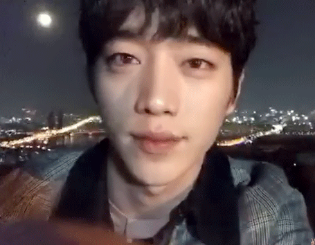 [서강준] 오늘자 매봉산에서 .gif | 인스티즈