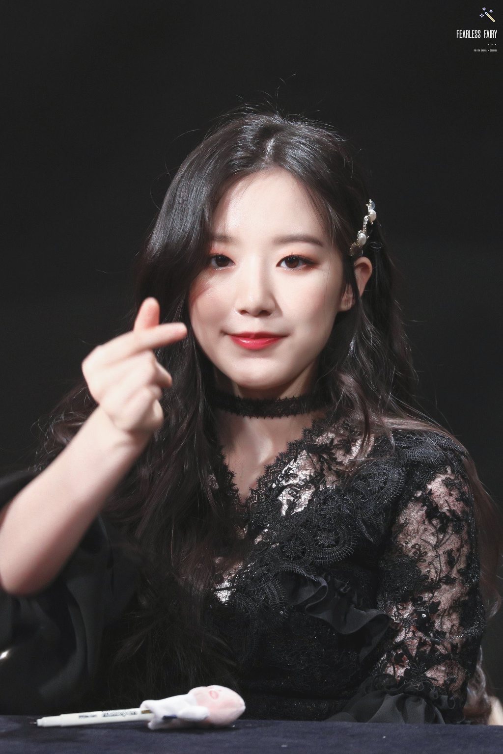 (여자)아이들의 비쥬얼담당 백설공주 슈화.jpgif (311장) | 인스티즈