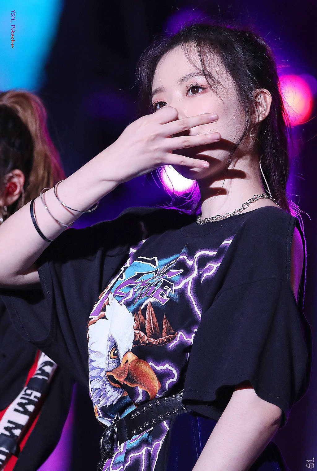 (여자)아이들의 비쥬얼담당 백설공주 슈화.jpgif (311장) | 인스티즈