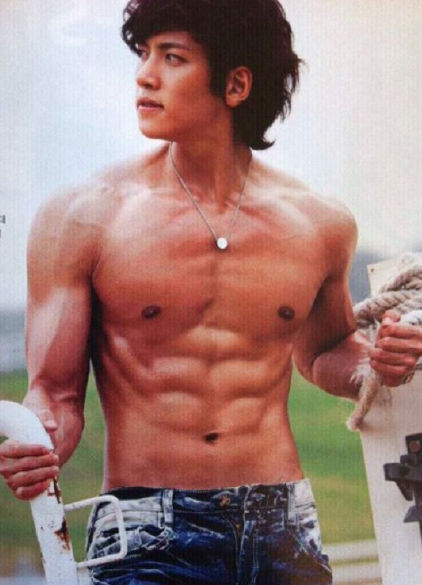 남자 연예인 가장 이상적인 몸매는? | 인스티즈