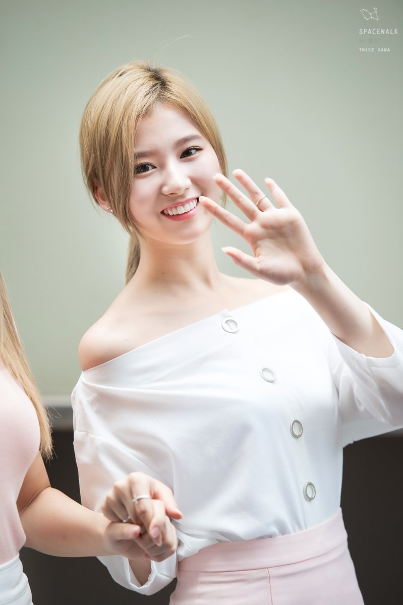 [트와이스] 오늘 인자하게 웃어주는 사나 .jpg | 인스티즈