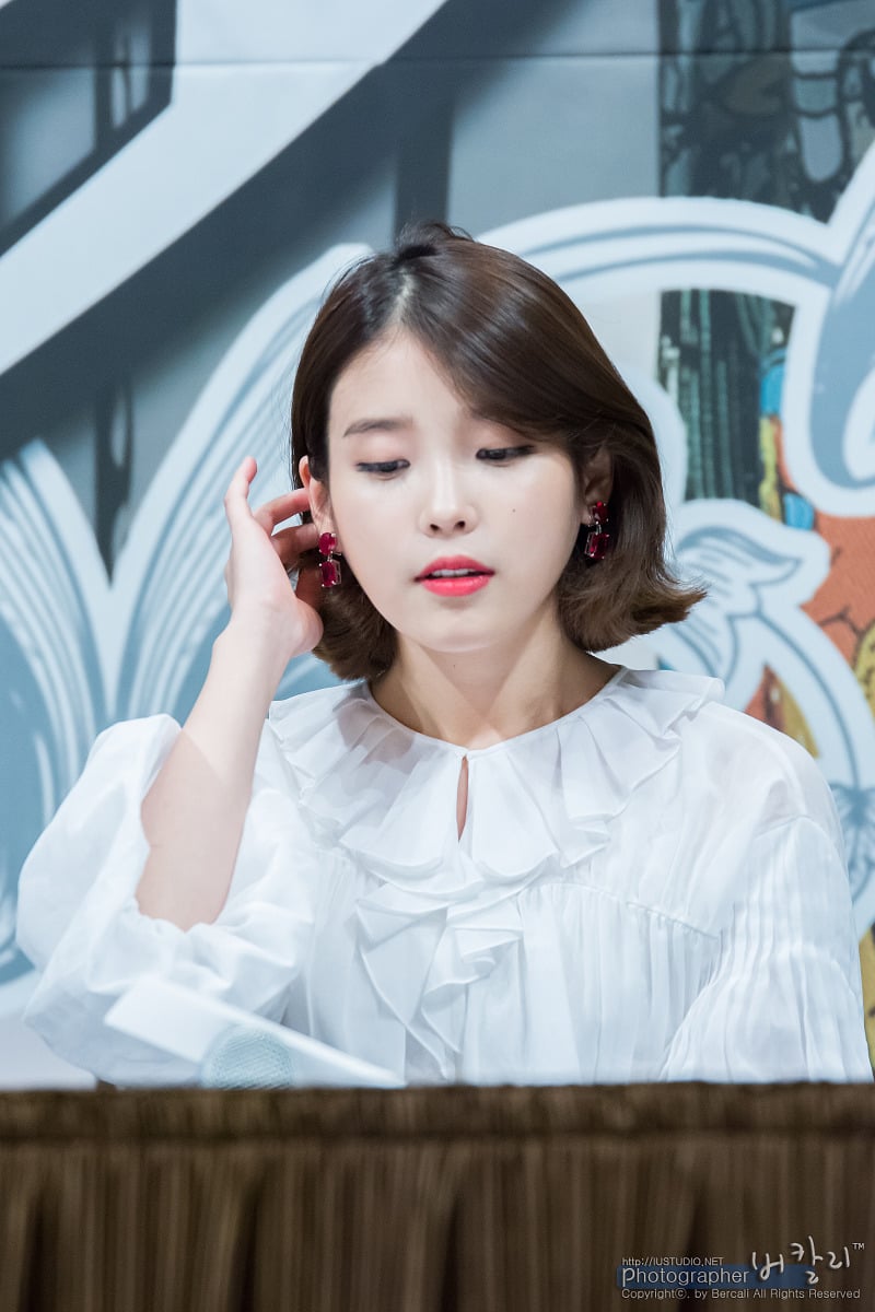 단발머리가 잘어울리는 아이유.jpgi | 인스티즈