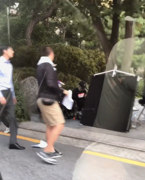그냥 길 지나가는 정우성.gif | 인스티즈