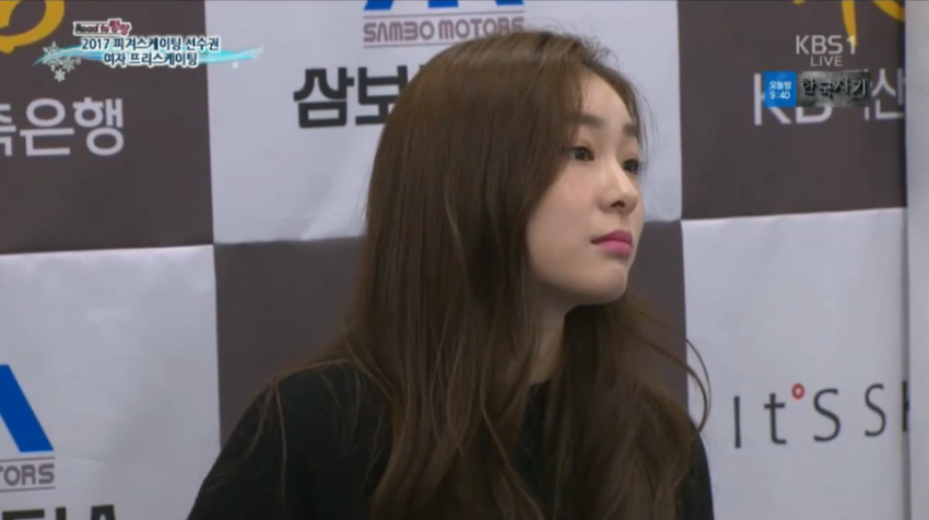 오늘자 중계화면에 잡힌 김연아.gif | 인스티즈