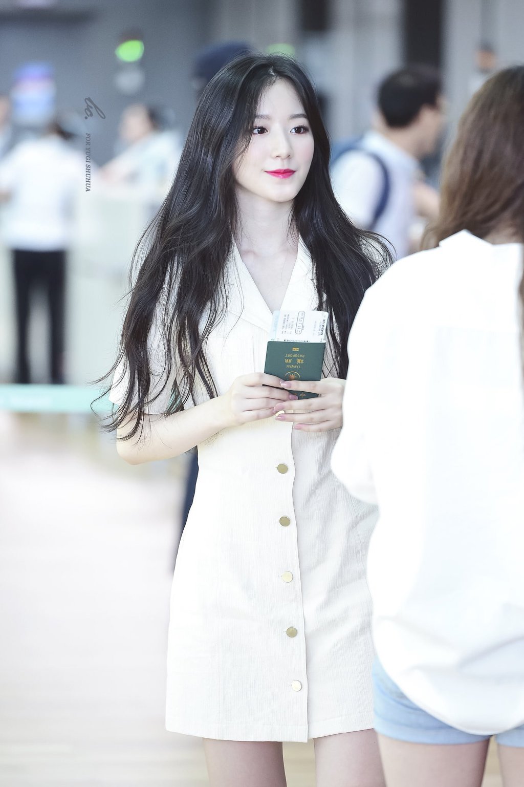 (여자)아이들의 비쥬얼담당 백설공주 슈화.jpgif (311장) | 인스티즈