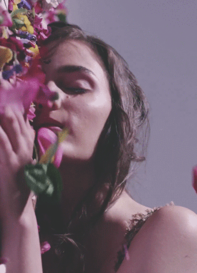 어떤 불운 속에서도 너는 미치도록 환했고 고통스러웠다 | 인스티즈