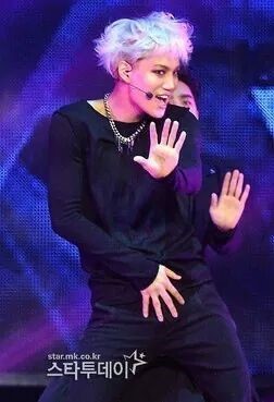 SM 남자아이돌 메인댄서 춤출때 표정.txt | 인스티즈