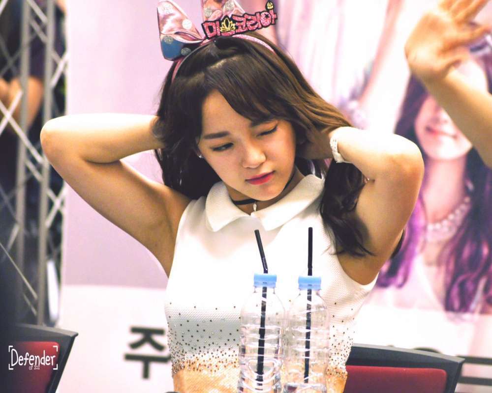 온 몸이 근육질인 걸그룹 멤버.JPGIF | 인스티즈