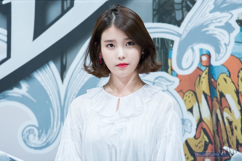 단발머리가 잘어울리는 아이유.jpgi | 인스티즈