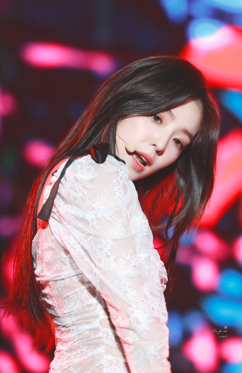 좀 심하게 예쁜 아이린.jpgif | 인스티즈
