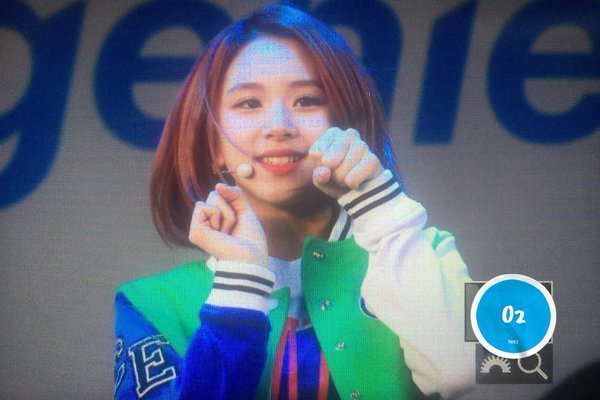 [트와이스] 오늘자 게릴라 콘서트 채영 jpg | 인스티즈