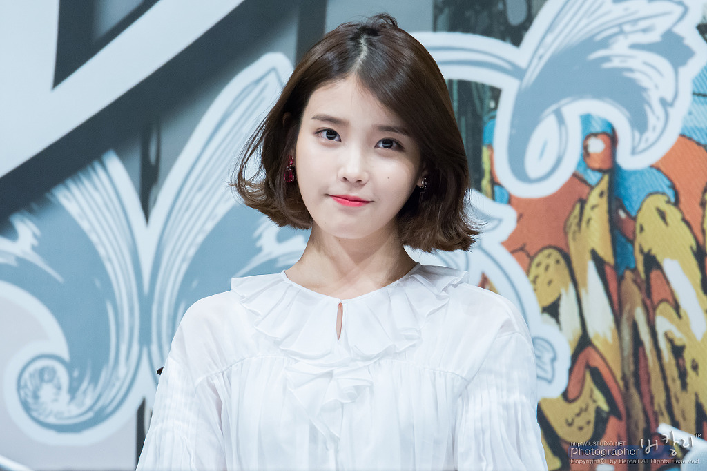 단발머리가 잘어울리는 아이유.jpgi | 인스티즈