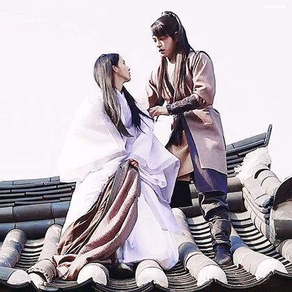 왕은사랑한다 윤아 홍종현.gif | 인스티즈