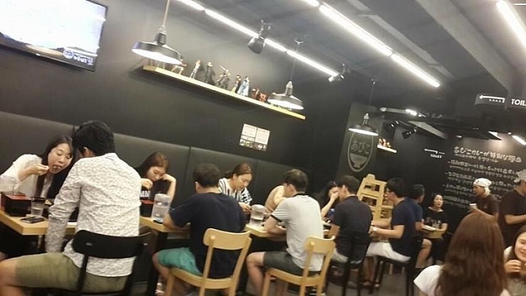 한국 남자들의 공통적인 매너.jpg | 인스티즈