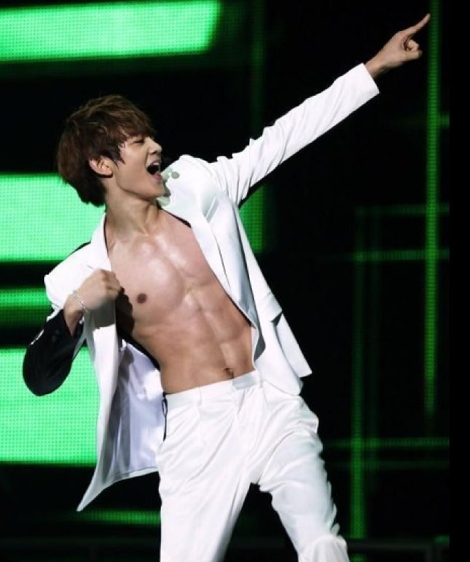 남자 연예인 가장 이상적인 몸매는? | 인스티즈