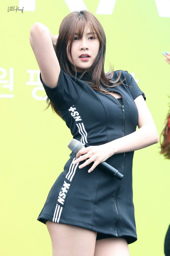 180527 명품옷 입은 하영이 .jpg | 인스티즈