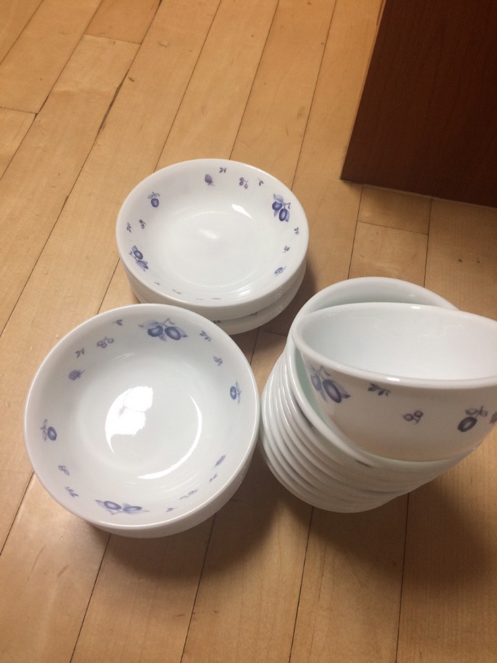 현실 가정집에서 흔하게 많이 보이는 브랜드 그릇 ...jpg | 인스티즈