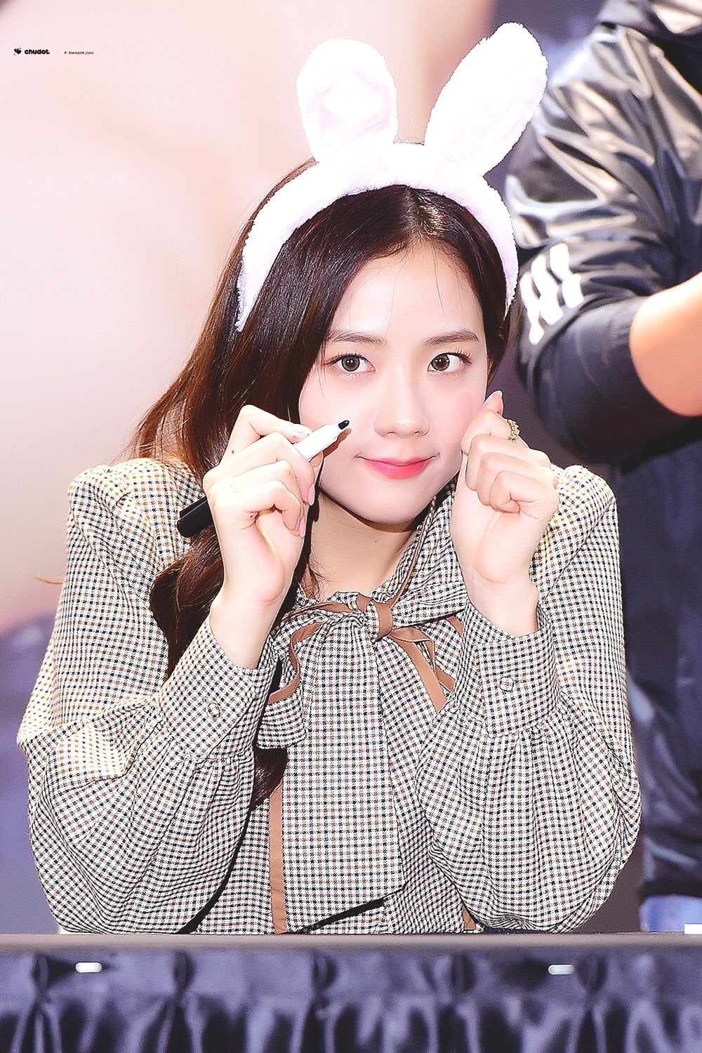 블랙핑크 지수 팬사인회 | 인스티즈