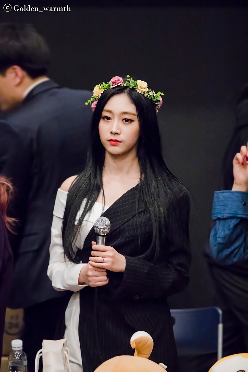 다시 흑발로 돌아온 러블리즈 지수.gif | 인스티즈