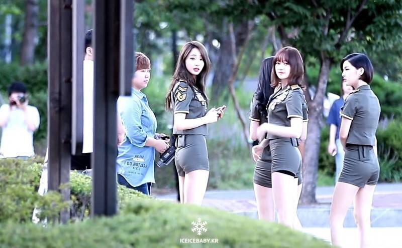 나인뮤지스 경리 팬서비스.GIF | 인스티즈