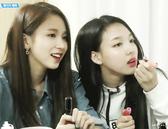 트와이스 무대 밖 한일전 | 인스티즈