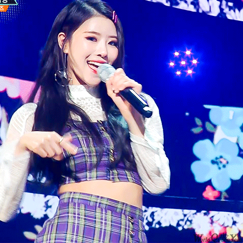 러블리즈 막방주 삼각형.gif | 인스티즈