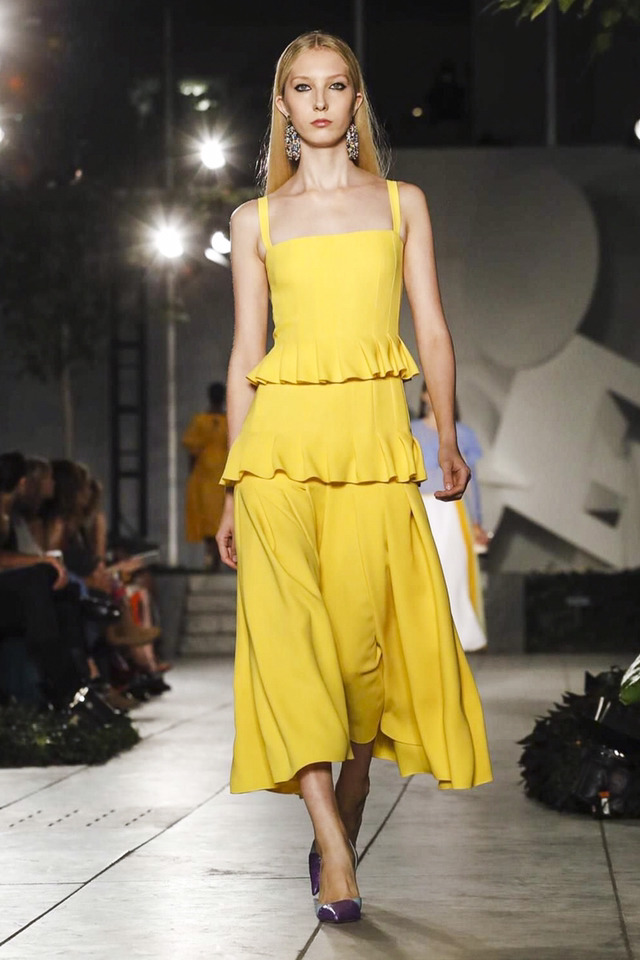 2018 S/S 캐롤리나 헤레라 컬렉션 | 인스티즈