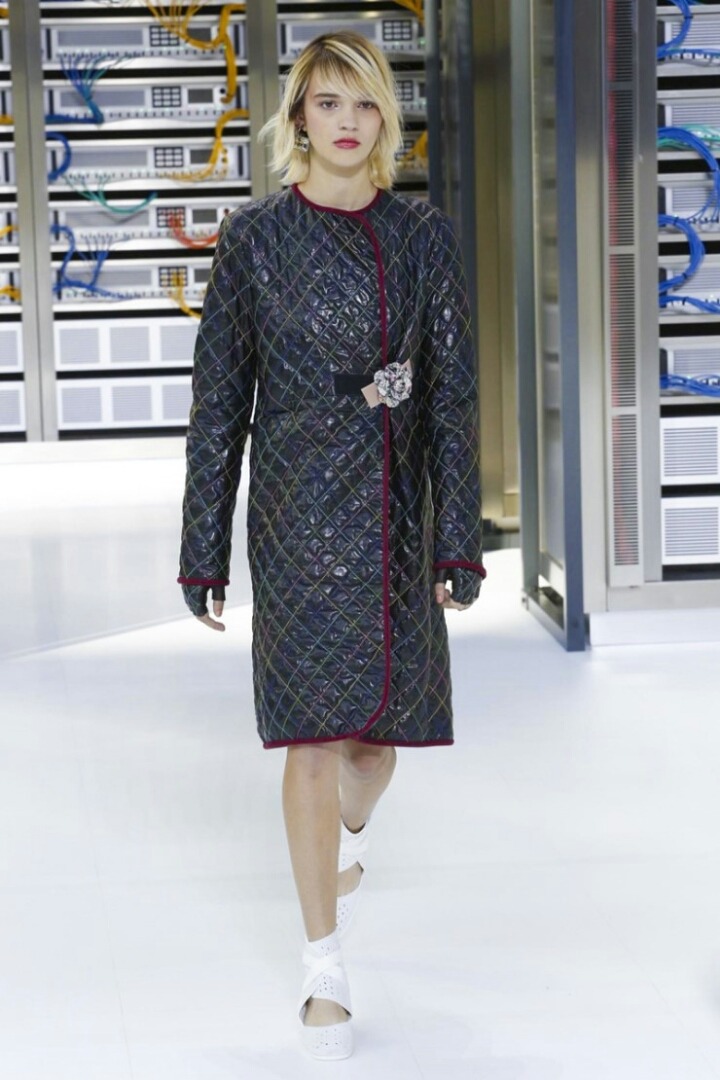 Chanel 샤넬 2017 SpringSummer RTW Paris | 인스티즈
