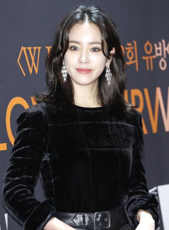 배우 한지민 | 인스티즈