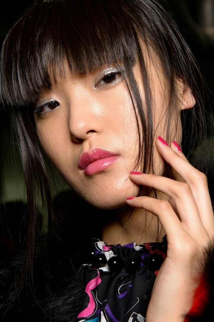 외국 잡지에서 패션위크를 통해 예측한 2017 가을&겨울 메이크업 트렌트 | 인스티즈