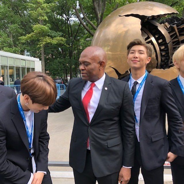 유니세프 공홈에 방탄소년단 사진 | 인스티즈