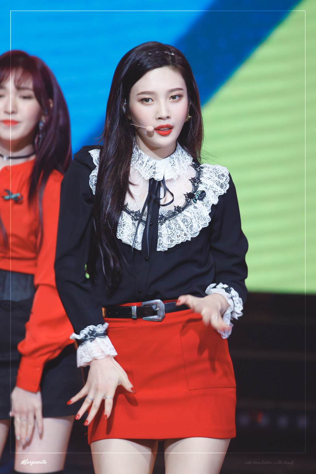 연말무대 미모 열일 레드벨벳 조이.jpgif | 인스티즈