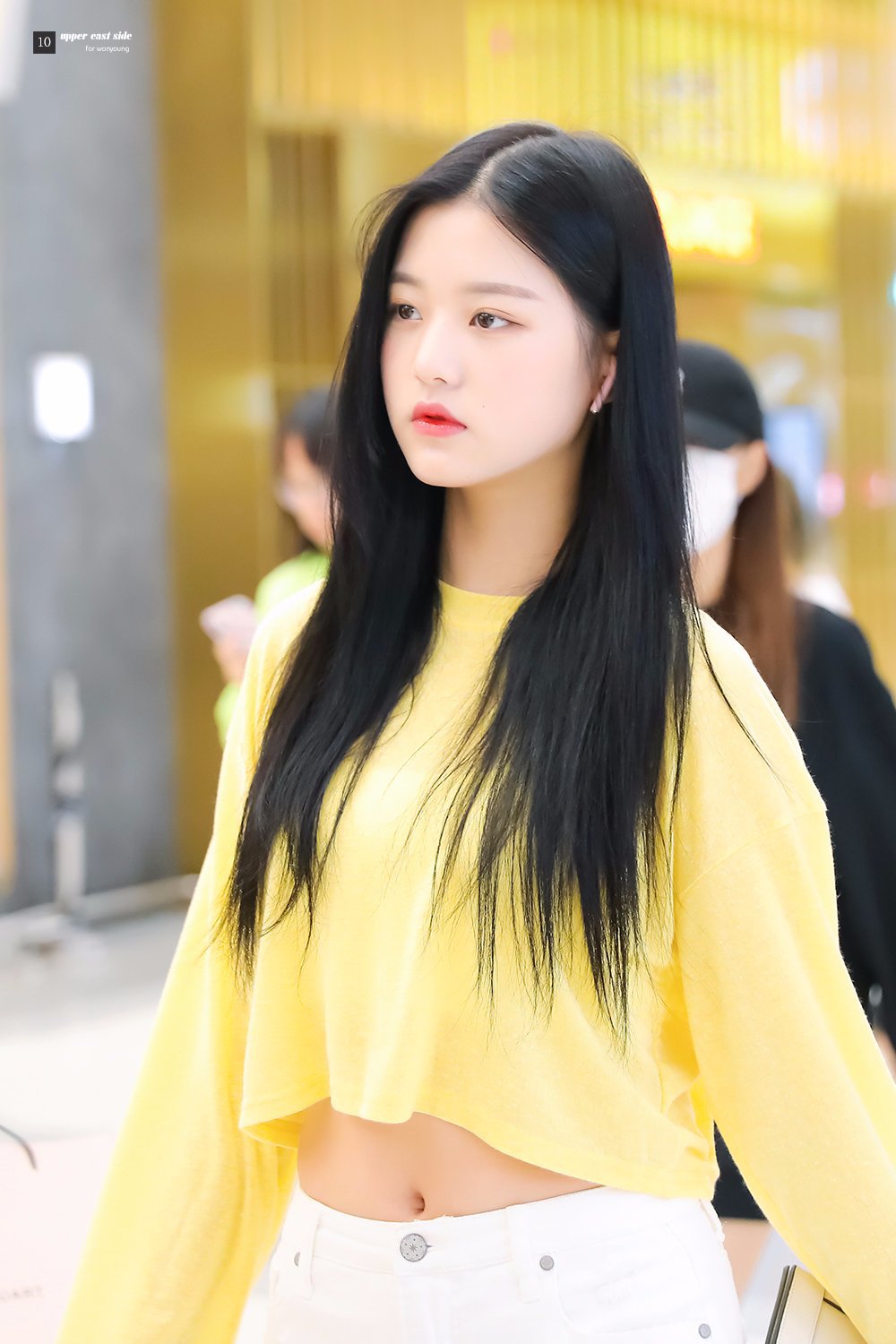 복근 노출한 장원영 ㄷㄷㄷ.jpg | 인스티즈
